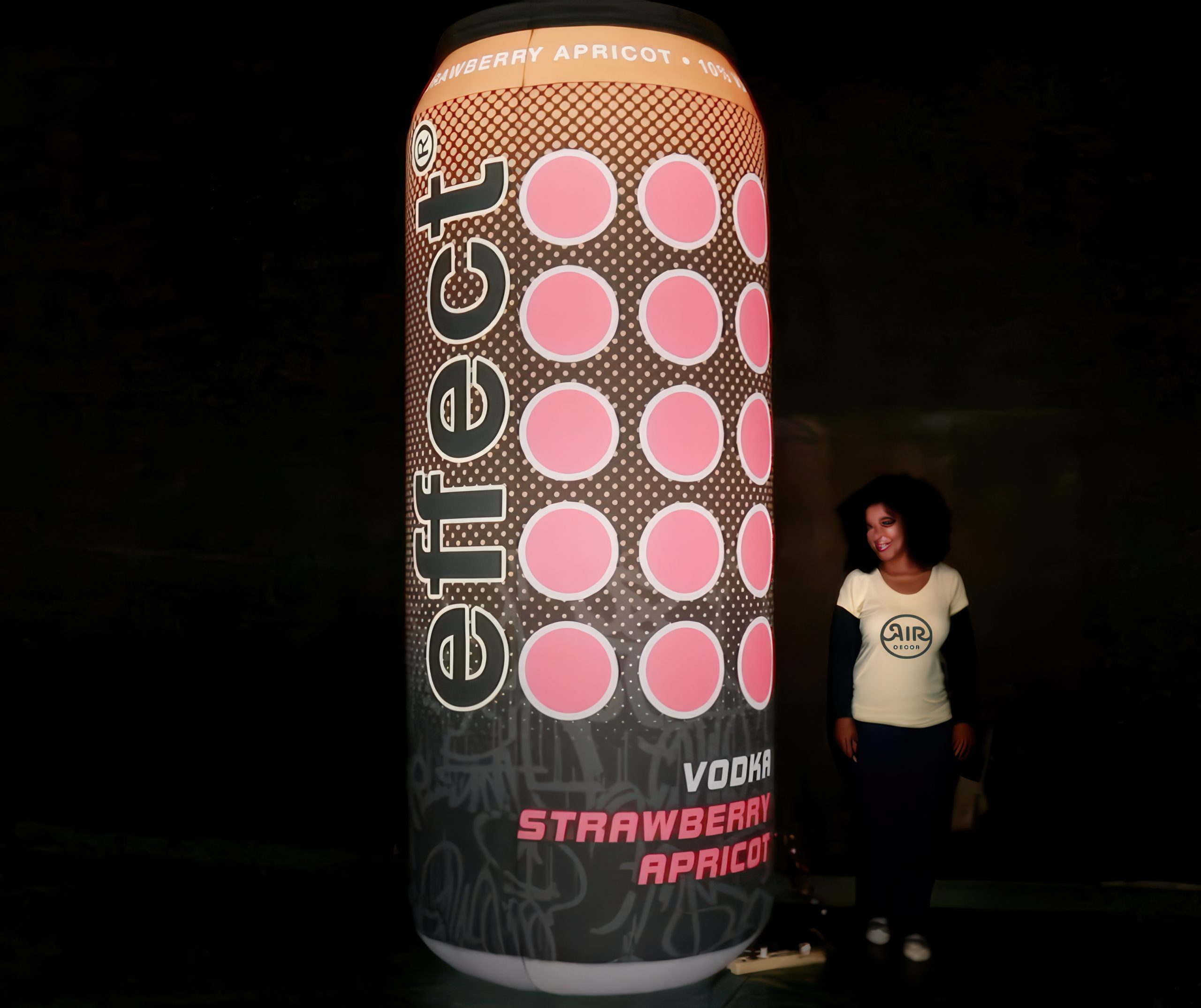 巨型罐子带来真正的广告效果- Air Decor